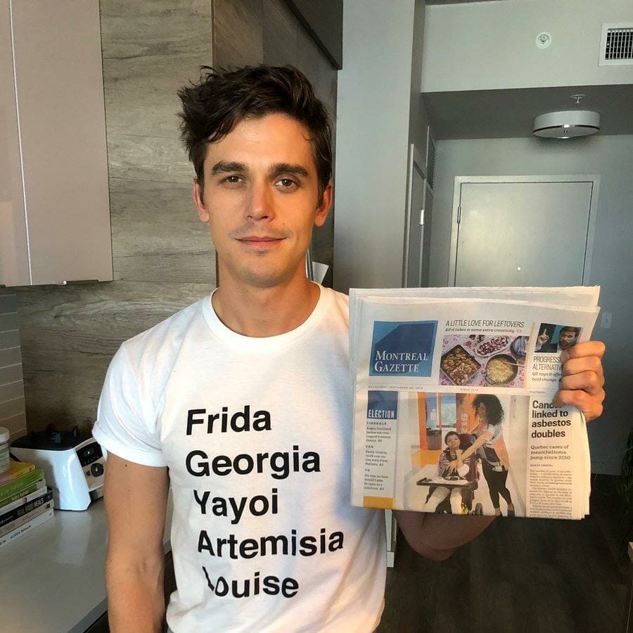 Antoni Porowski from Queer Eye wears an ArtGirlRising shirts.