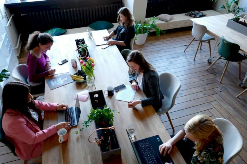 celebrating-women-entrepreneurs-with-10-woman-owned-ecommerce-brands