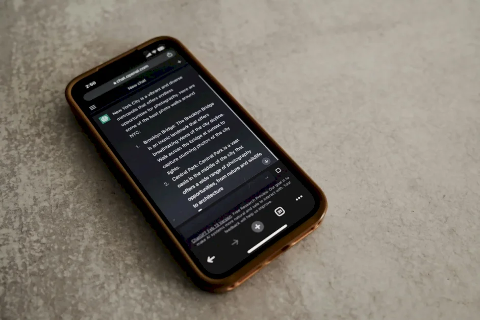what-is-fast-simon’s-merchandising-ai-assistant?