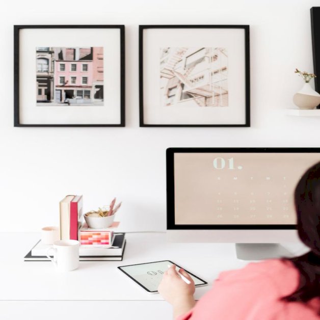 what-etsy-sellers-will-favor-in-2025-with-print-on-demand-products