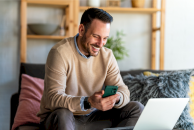 how-to-use-ai-to-make-money:-12-ideas-you-can-try