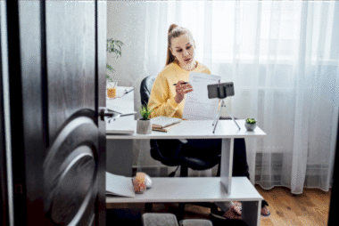 side-hustles-that-pay-well:-14-ways-to-make-extra-money