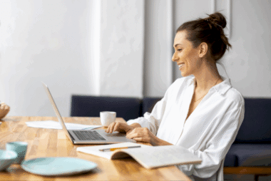 ebay-vs-amazon:-pick-the-best-platform-for-your-business