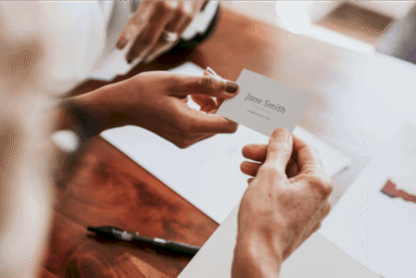 business-card-size:-dimension-guide-for-your-brand