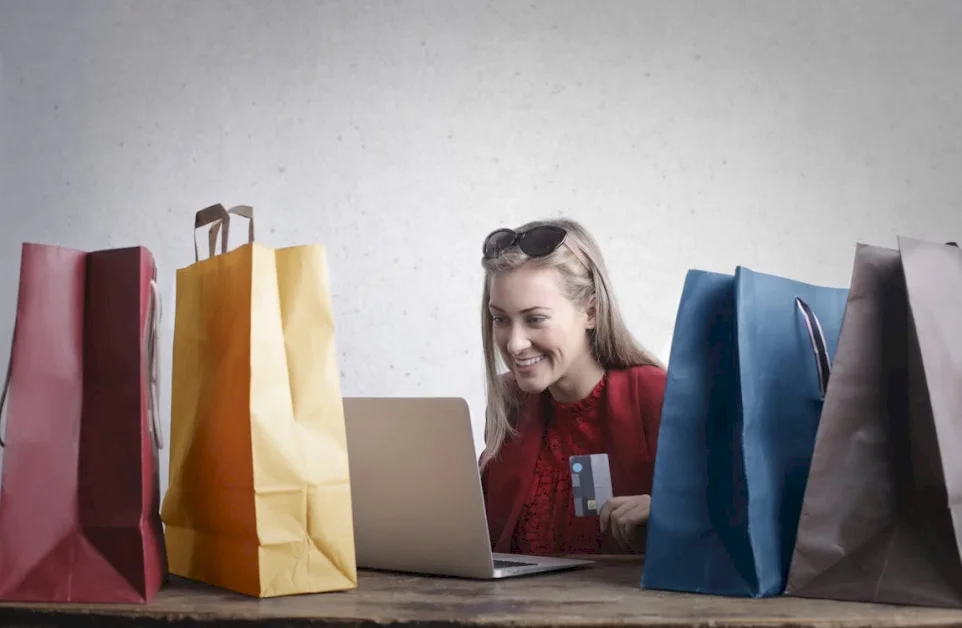 ai-in-ecommerce-content-marketing:-how-store-owners-are-using-ai-in-2026