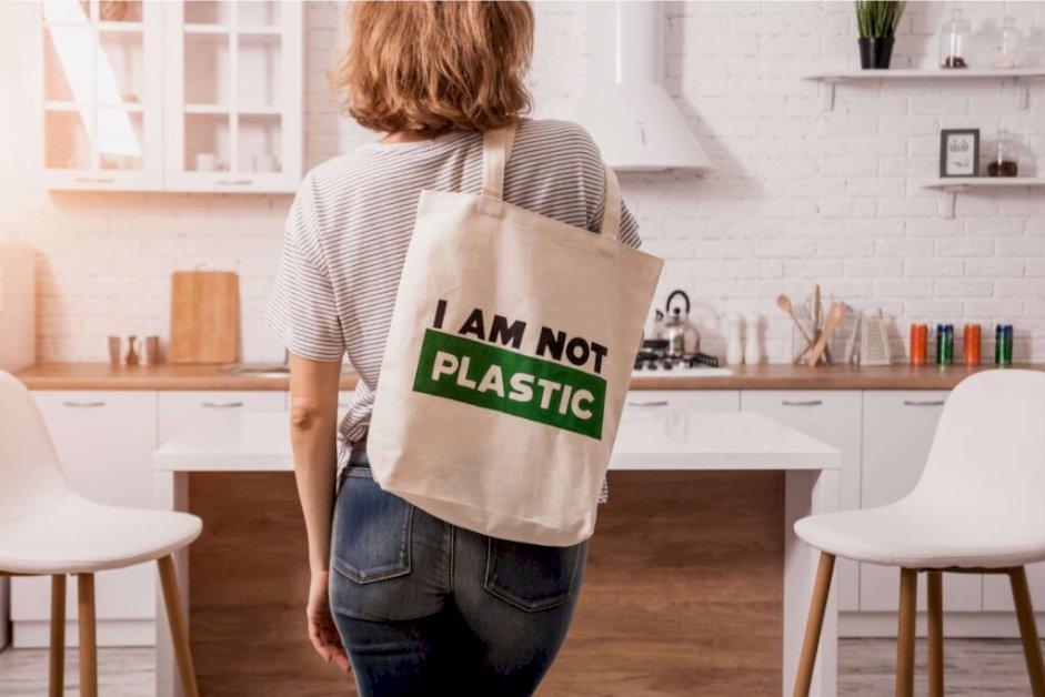 32-tote-bag-design-ideas-for-fun,-fashion,-and-profit