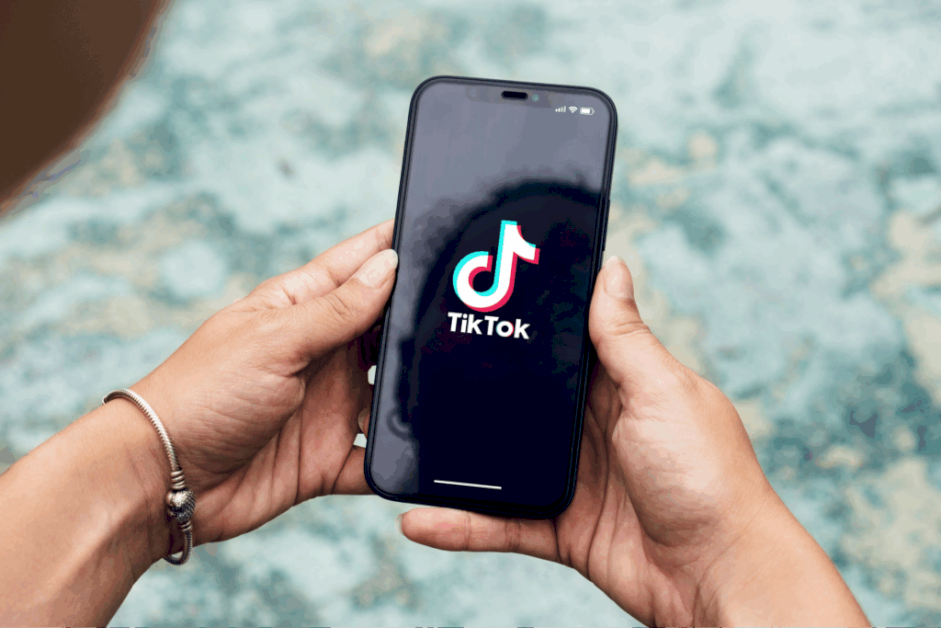 tiktok-marknadsföring:-den-kompletta-guiden-till-att-växa-ditt-varumärke