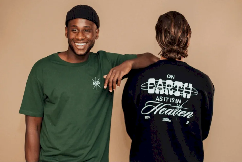 ​10-best-print-on-demand-t-shirts-to-sell-(2026)