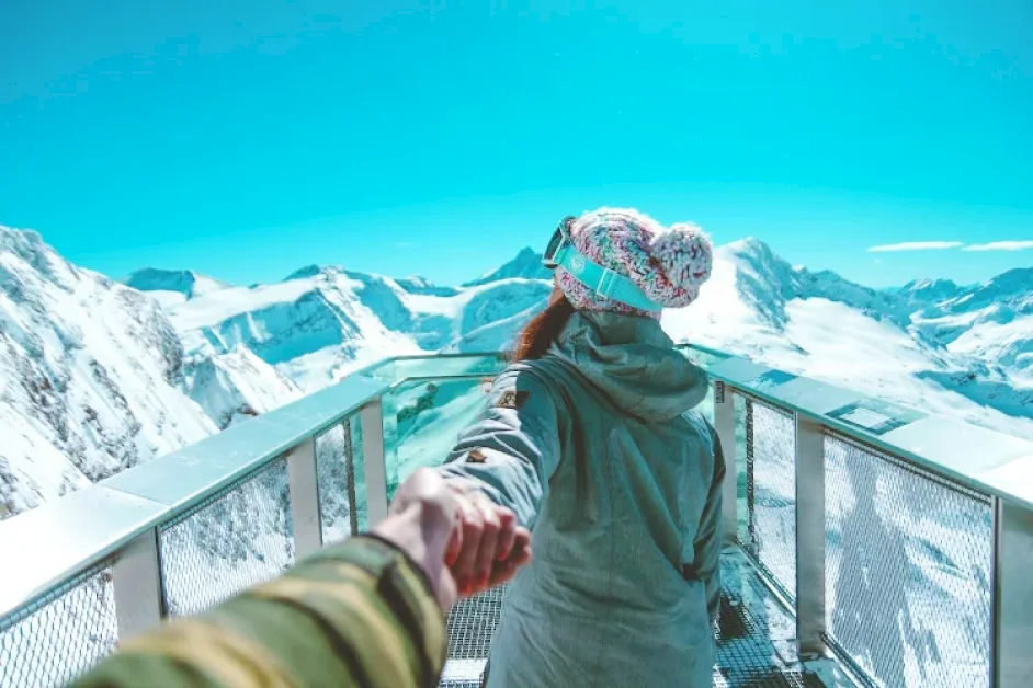 top-social-media-influencers-to-collab-with-in-2026-(big-names-you-can’t-miss)