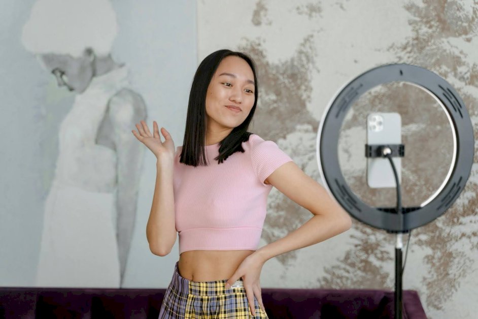 how-tiktok’s-rise-drives-roi-for-e-commerce-brands-in-2025