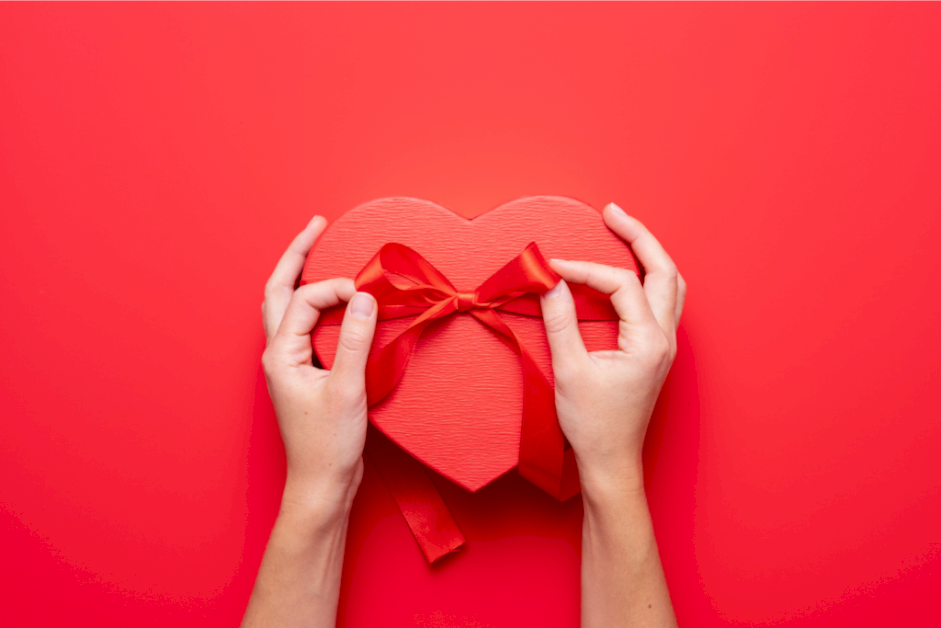 ​50+-creative-valentine’s-day-gift-ideas-for-him-and-her