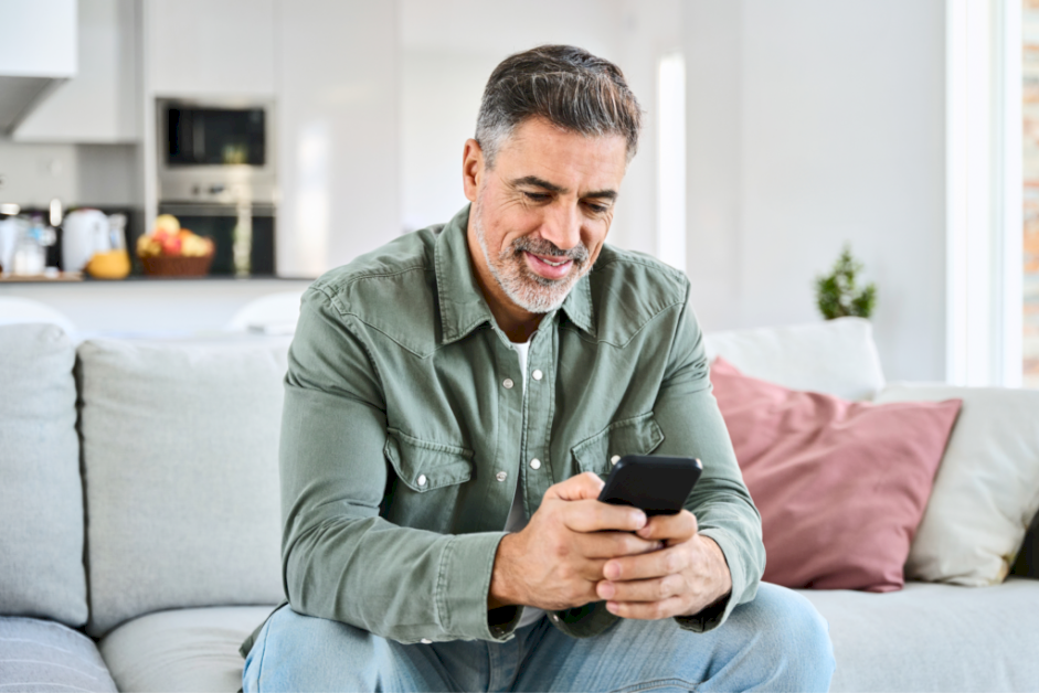 how-to-make-money-from-your-phone:-28-proven-ways-for-2026