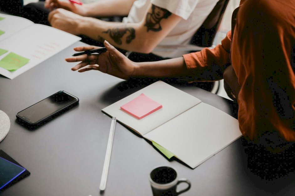 “dtc-guy”-nik-sharma-on-what’s-actually-working-in-dtc-strategy-right-now