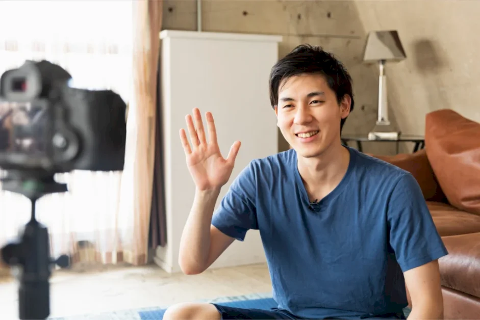 how-to-make-merch-for-youtube:-a-creator’s-guide